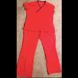 Urbane scrubs